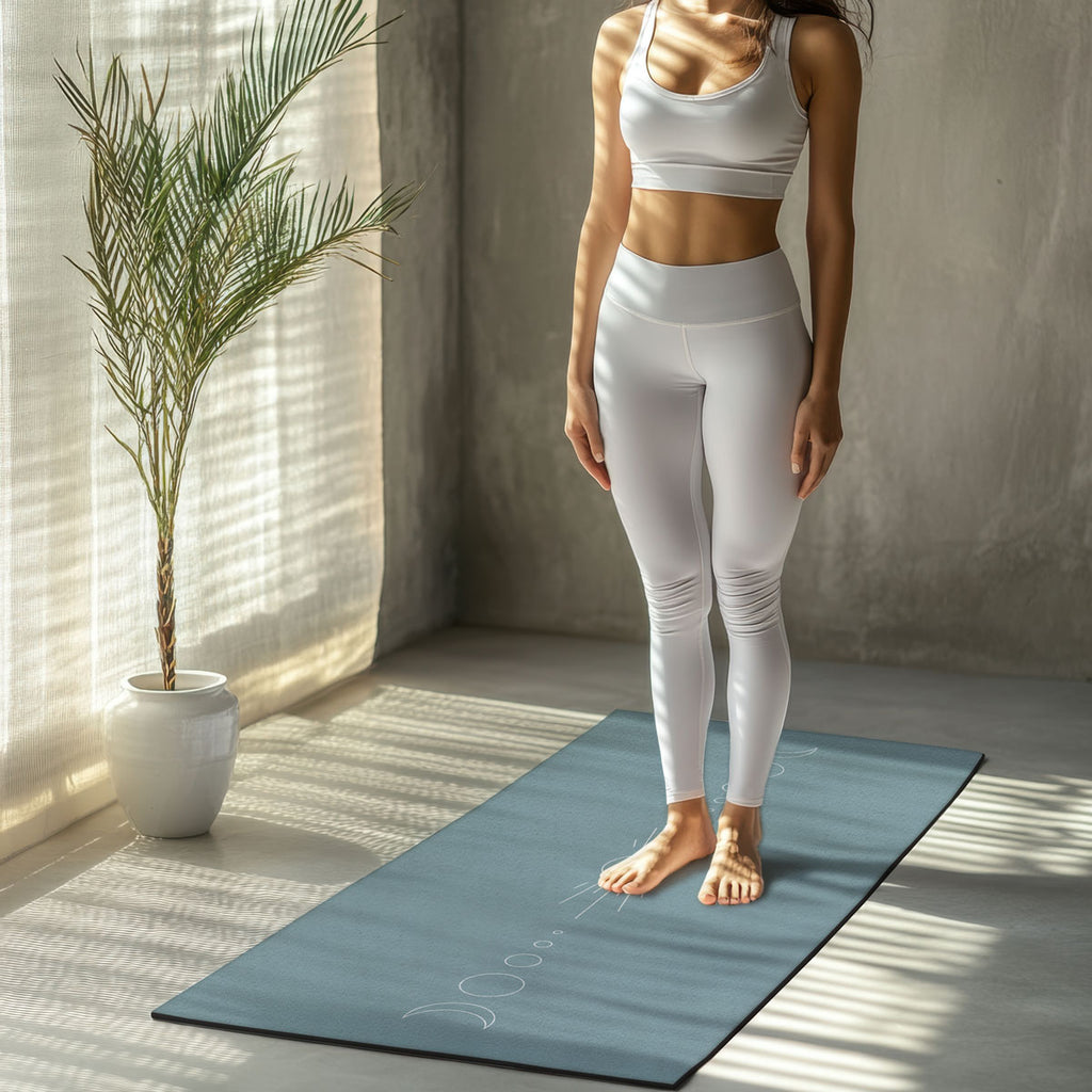 Tappeto Yoga Azzurro Ocean Stillness-Più Dimensioni Disponibili - Decochic