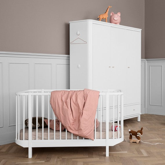 Armadio Bambini a 3 Ante Bianco Wood Oliver Furniture - Decochic